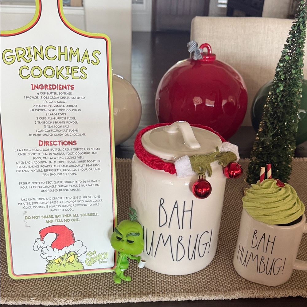 Grinch Bah Humbug Holiday Cookie Jar Set